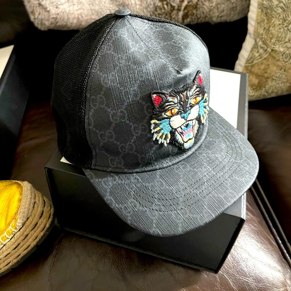 Gucci Men's Black Gg Supreme Angry Cat Baseball Cap